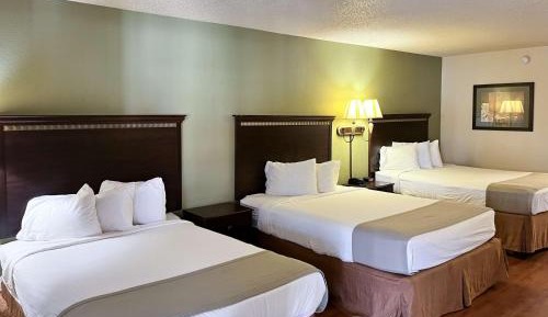 Deluxe Triple Room - Non-Smoking