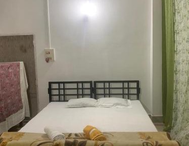 Large Single Room