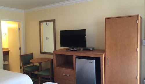 Smoking Double Queen Room