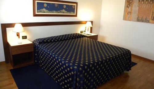 Standard Double Room (1 Adult)