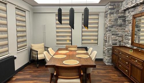 Villa with Garden View