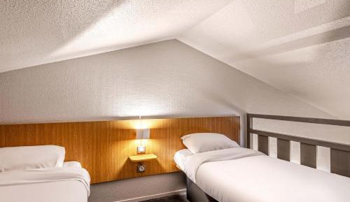 Classic Quadruple Room