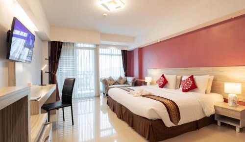 Deluxe King Room