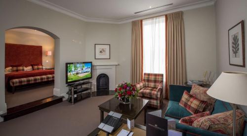 Executive Suite