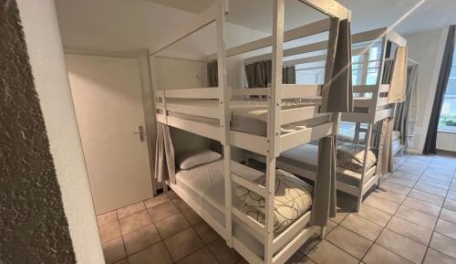 Mixed Dormitory Room