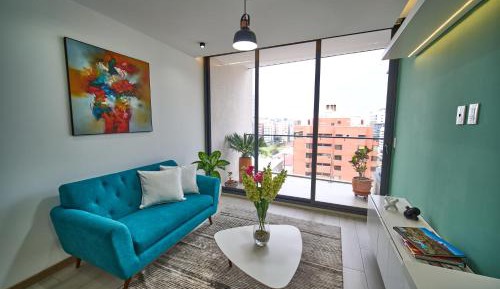 One-Bedroom Apartment