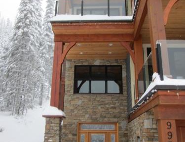 Four-Bedroom House - 9959 Purcell Road - Mountain Jewel