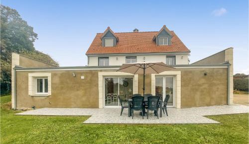 Two-Bedroom Holiday Home