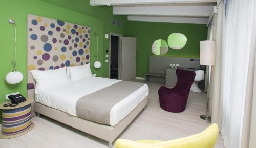 Junior Suite with Spa Bath