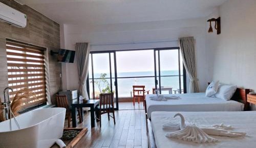 Family Room with Sea View