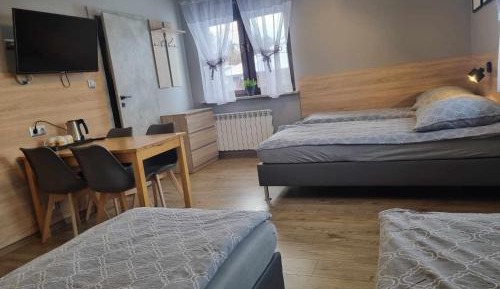 Quadruple Room with Private Bathroom