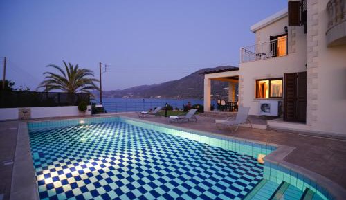 Villa - Beach Front