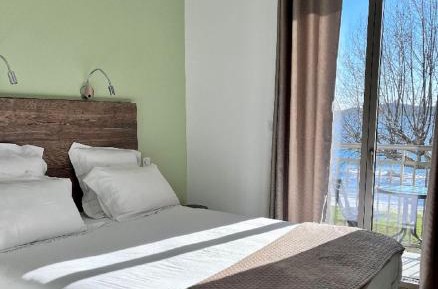 Double Room with Balcony and Sea View