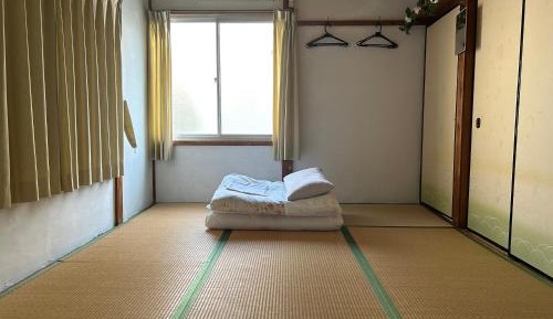 Economy Triple Room