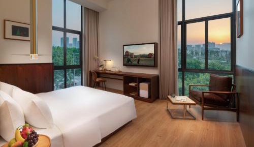 Deluxe Double Room with Bath