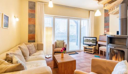 One-Bedroom Apartment with Balcony and Terrace