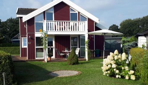 Four-Bedroom Holiday Home