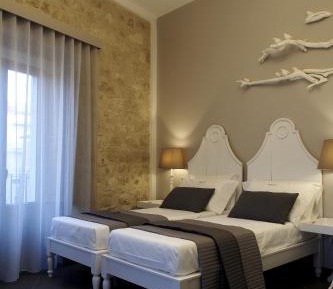 Double or Twin Room with City View