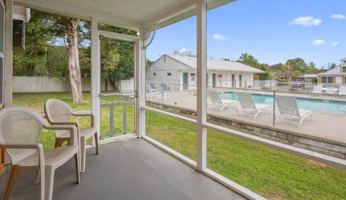 Superior Bungalow