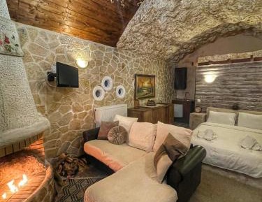 Double Room with Mountain View