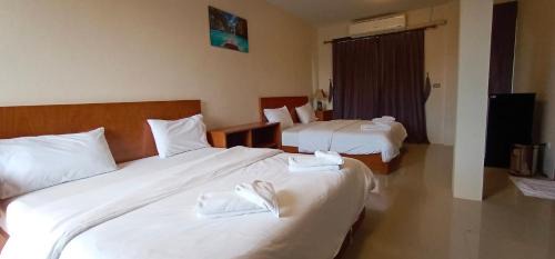 Quadruple Room with Mountain View