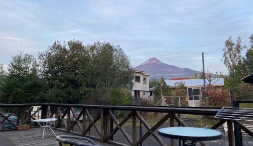 Apartment with Mountain View