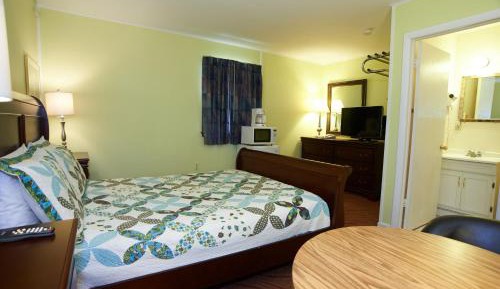 Queen Room