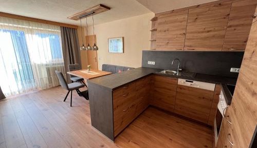 Two-Bedroom Apartment Inntalblick