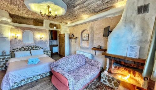 Queen Room with Balcony