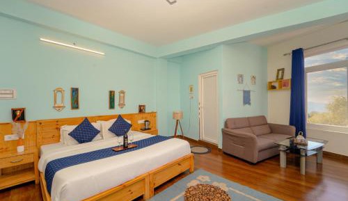 King Room with Mountain View