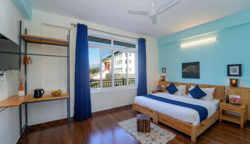 Double Room with Mountain View