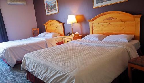 Economy Quadruple Room