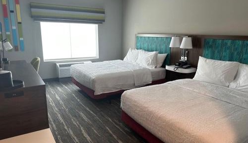 Queen Room with Two Queen Beds - Mobility and Hearing Access/Non-Smoking