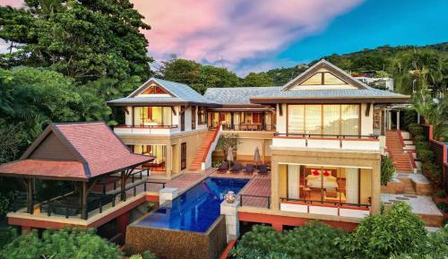 Villa with Sea View
