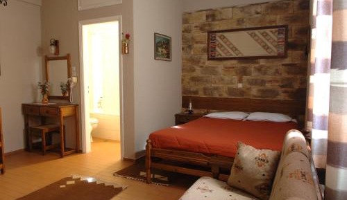 Triple Room with Private Bathroom