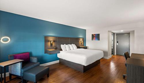 King Room - Non-Smoking