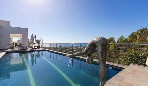 Deluxe Villa