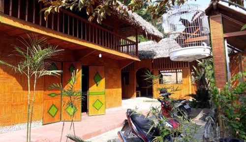 8-Bed Mixed Dormitory Room