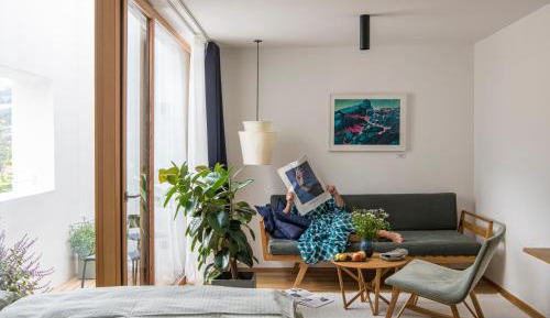 Deluxe Family Room