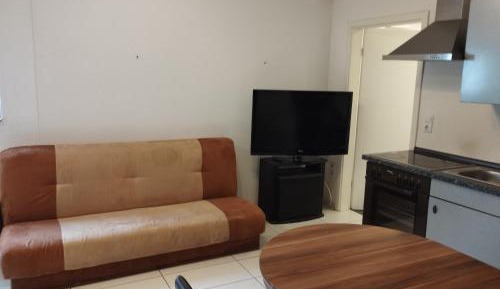 Superior One-Bedroom Apartment