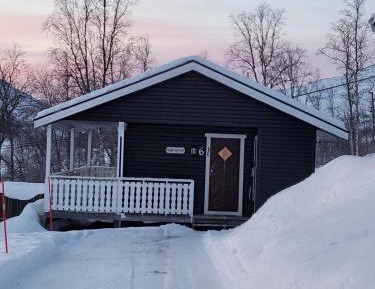 Cottage (4 Adults)