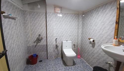 Deluxe Double Room with Side Sea View