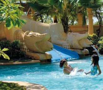 1 King Bed, Ocean View, Executive Lounge Access, Beach Suite