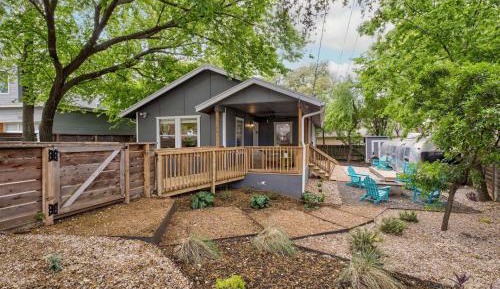 Three-Bedroom Holiday Home 