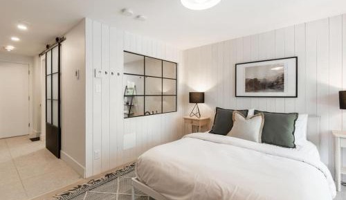 One-Bedroom House