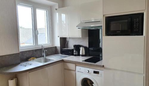 Apartment (4 Adults)