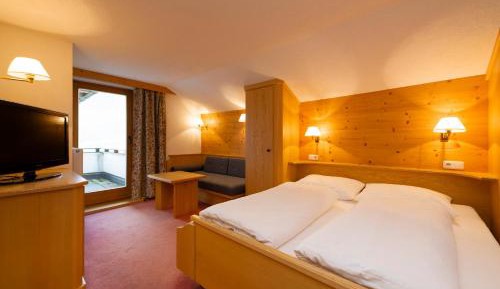 Junior Suite with Balcony