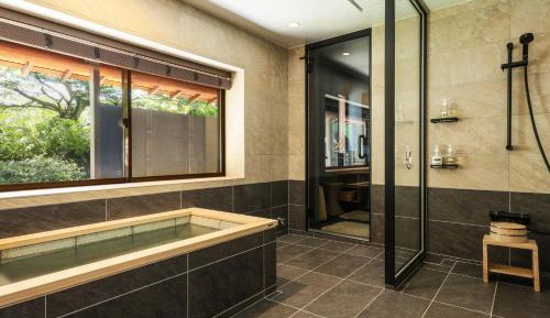 Suite with Garden View