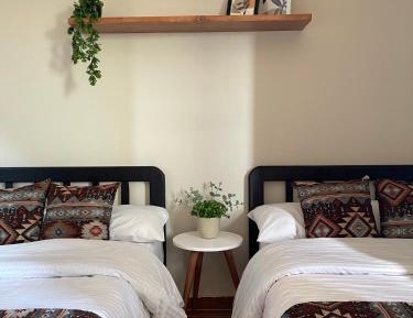 Double Room with Shared Bathroom