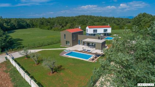 Eight-Bedroom Villa